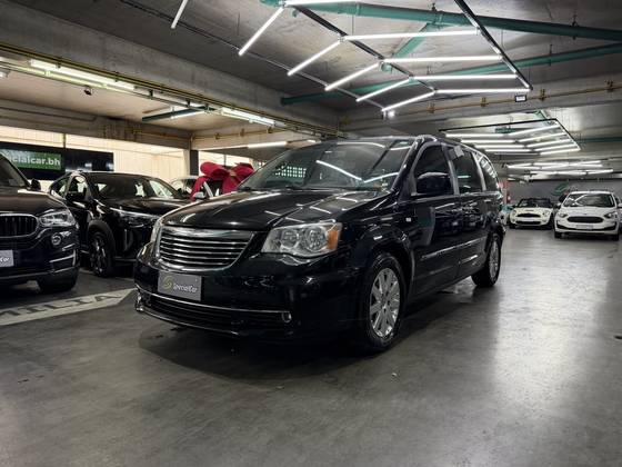 CHRYSLER TOWN & COUNTRY 3.6 TOURING V6 24V GASOLINA 4P AUTOMÁTICO